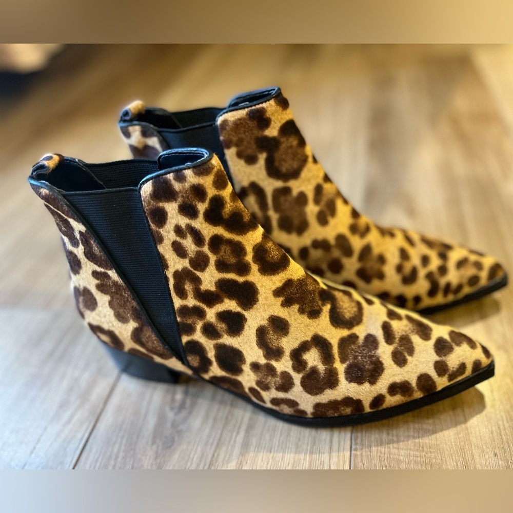 Marc Fisher ankle boots size 7.5